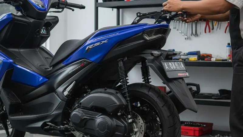 Benarkah Bracket Box Bikin Handling Yamaha Aerox 155 Jadi Berat?